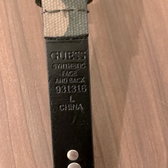 Guess size L thin camouflage belt - Picture 8 of 12